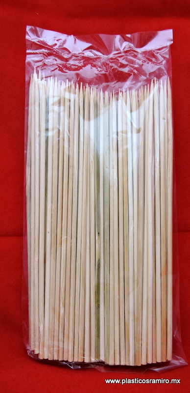 Brocheta de bamboo